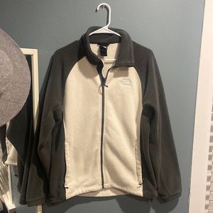 North Face full zip, 2-tone fleece jacket.